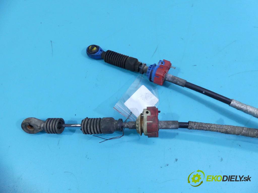 Ford Transit 2000-2006 2.0 tdci 125 HP manual 92 kW 1998 cm3 5- Páka: Změny: stupeň,rýchlosť  (Rýchlostné páky / kulisy)