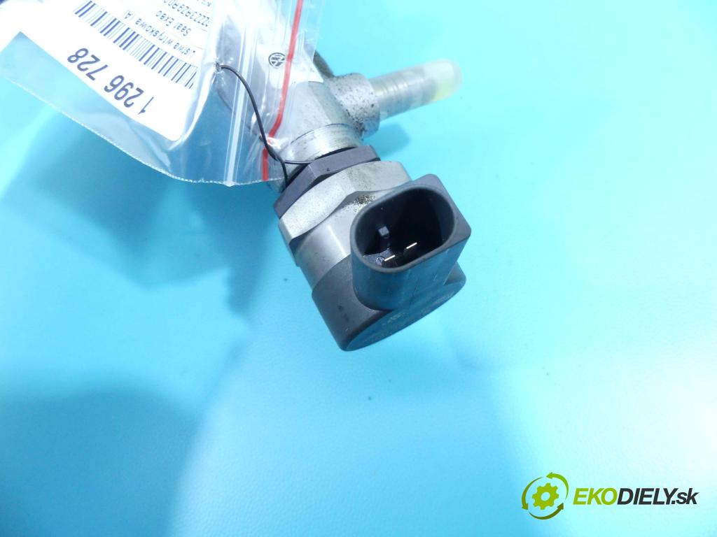 Seat Exeo 2.0 tdi 143 HP manual 105 kW 1968 cm3 4- lišta vstrekovacia 03L130080 (Vstrekovacie lišty)