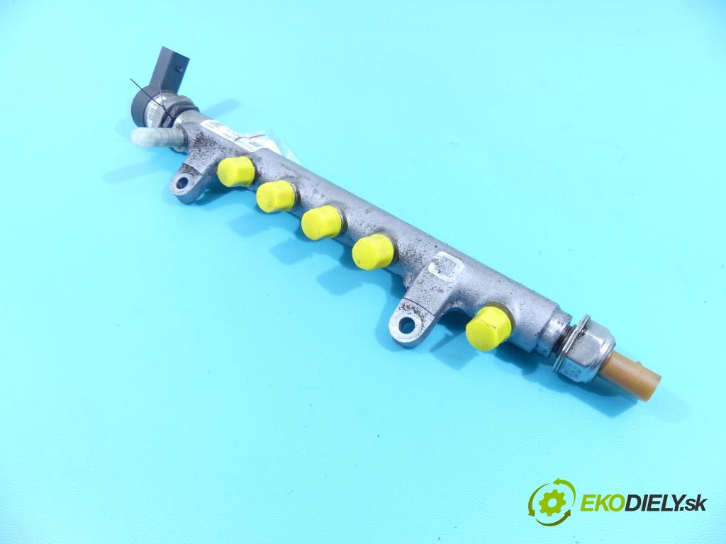 Seat Exeo 2.0 tdi 143 HP manual 105 kW 1968 cm3 4- lišta vstrekovacia 03L130080 (Vstrekovacie lišty)