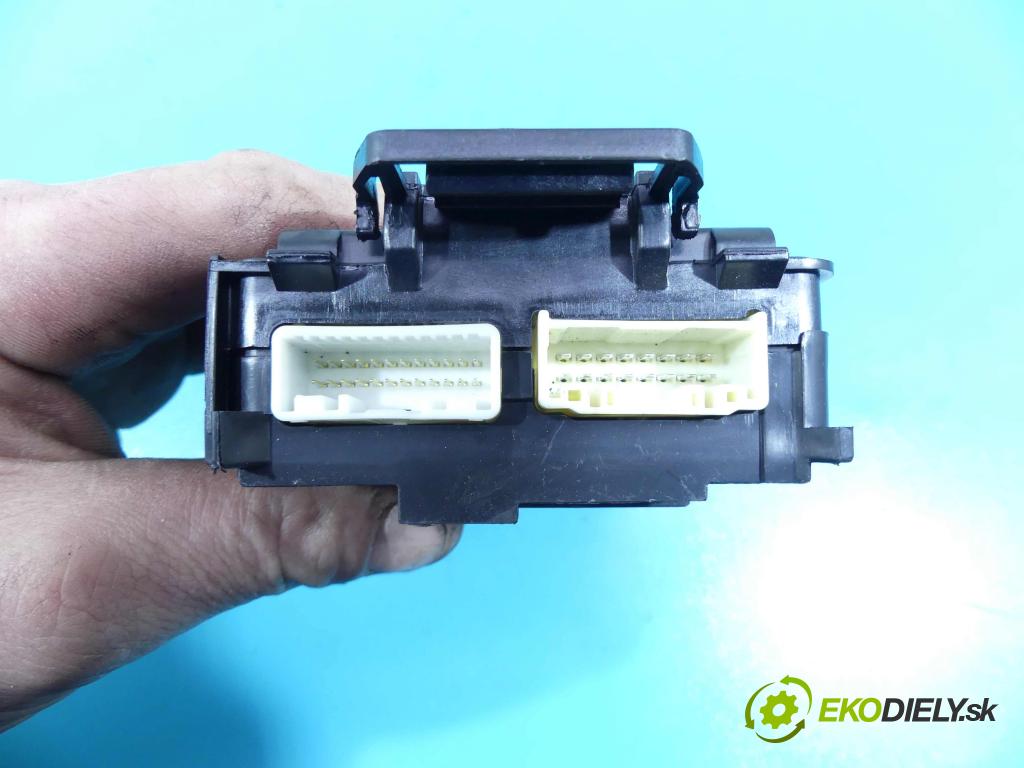 Mazda 3 III BM 2013-2018 2.0 16v 120 HP automatic 88 kW 1999 cm3 4- modul riadiaca jednotka BACS675Y0B (Ostatné)