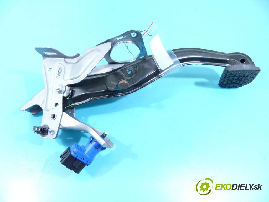 Mazda 3 III BM 2013-2018 2.0 16v 120 HP automatic 88 kW 1999 cm3 4- pedále  (Pedále)