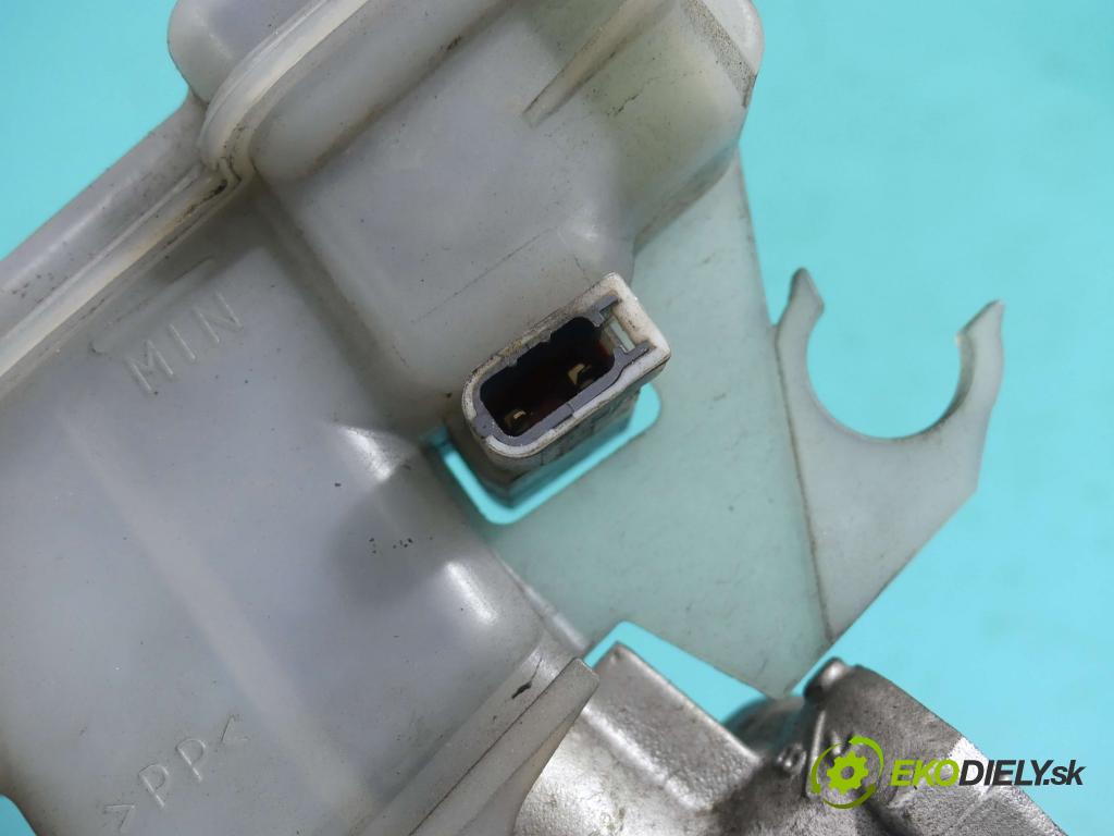 Suzuki SX4 I 2006-2014 1.6 16v 107 HP manual 79 kW 1586 cm3 5- servo brzdové 0204023675