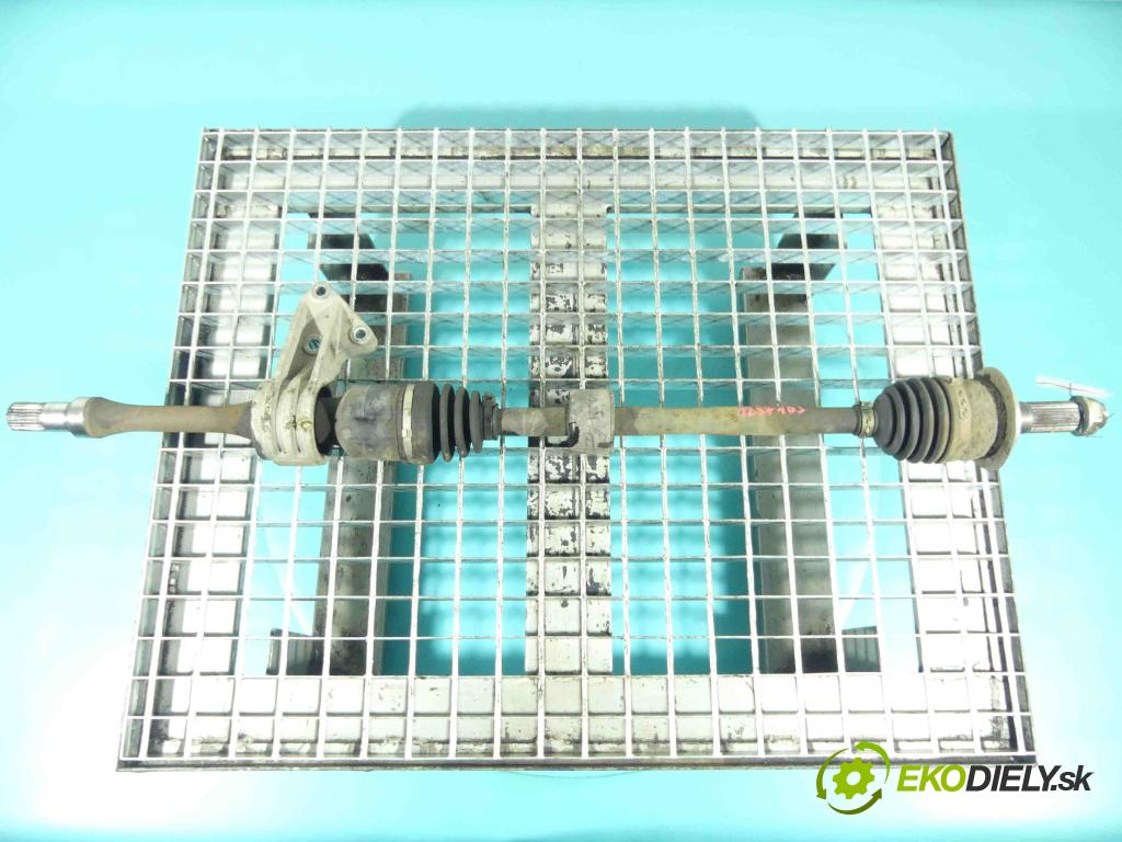 Suzuki SX4 I 2006-2014 1.6 16v 107 HP manual 79 kW 1586 cm3 5- poloos pravé  (Poloosy)