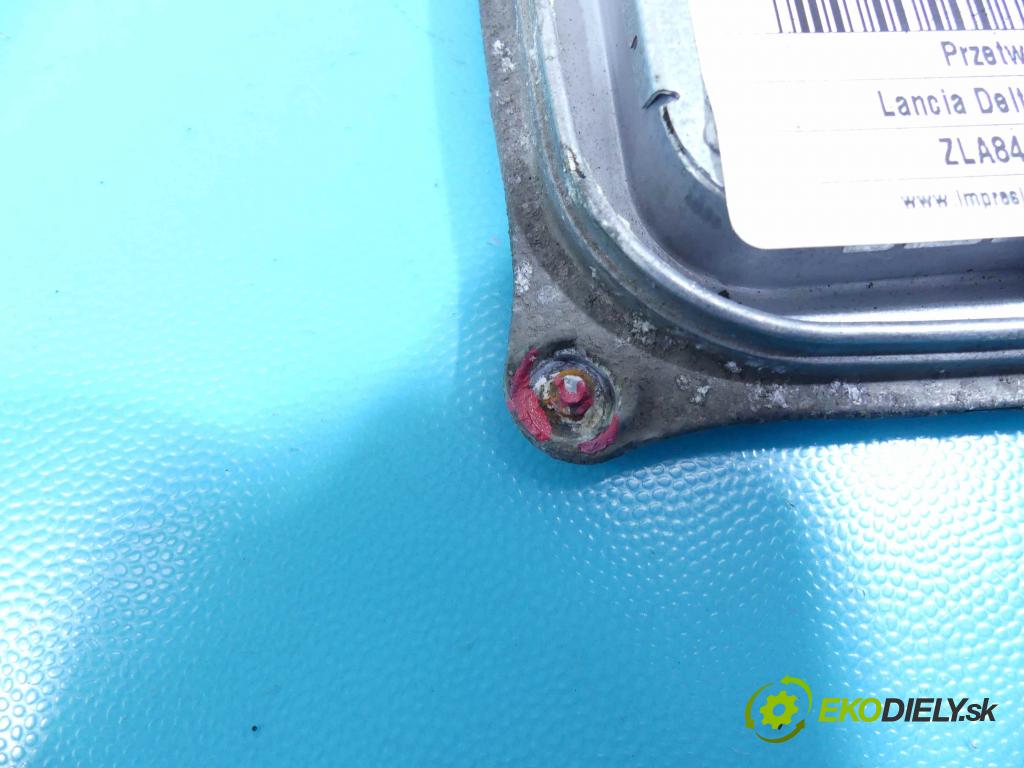 Lancia Delta III 2008-2014 1.9 jtd 190 HP manual 139,5 kW 1910 cm3 5- střídač: xenon 1307329234 (Riadiace jednotky xenónu)