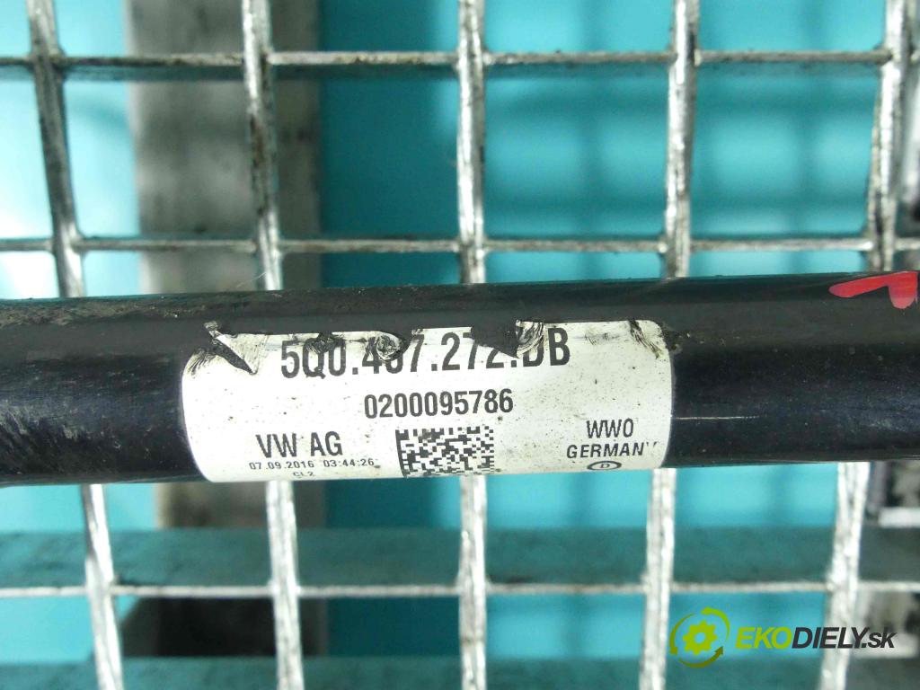 Seat Leon III 2012-2020 1.4 TSI 150 HP manual 110 kW 1395 cm3 5- poloos pravé 5Q0407272DB (Poloosy)