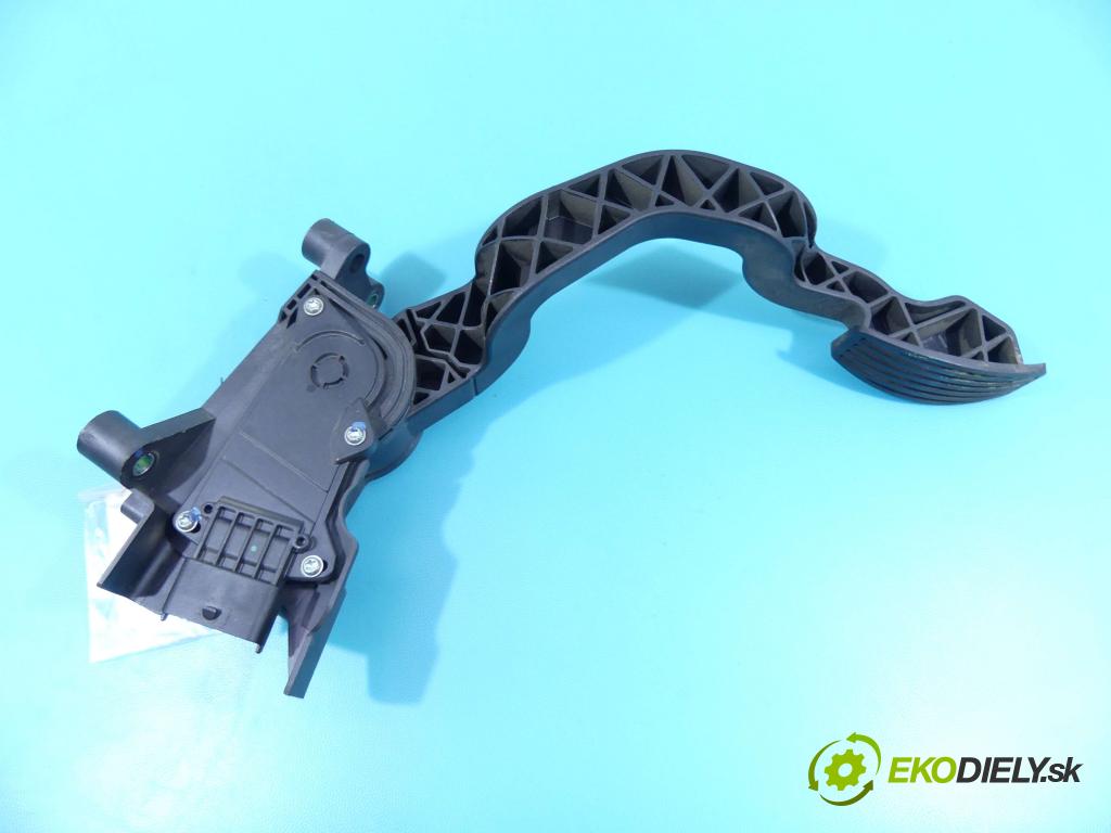 Lancia Delta III 2008-2014 1.9 jtd 190 HP manual 139,5 kW 1910 cm3 5- pedále 0280755052 (Pedále)