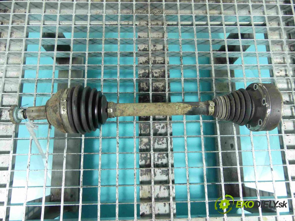 Skoda Rapid 2012-2019 1.2 TSI 105 HP manual 77 kW 1197 cm3 5- poloos ľavé  (Poloosy)