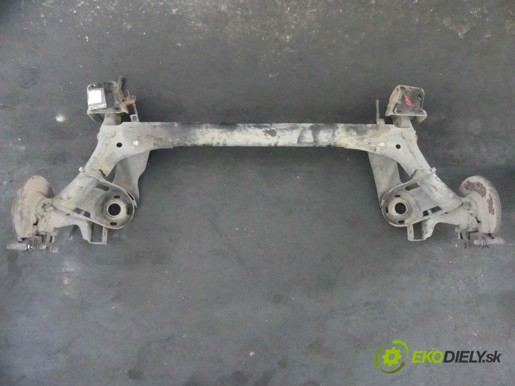 Skoda Rapid 2012-2019 1.2 TSI 105 hp manual 77 kW 1197 cm3 5- zadní výztuha 