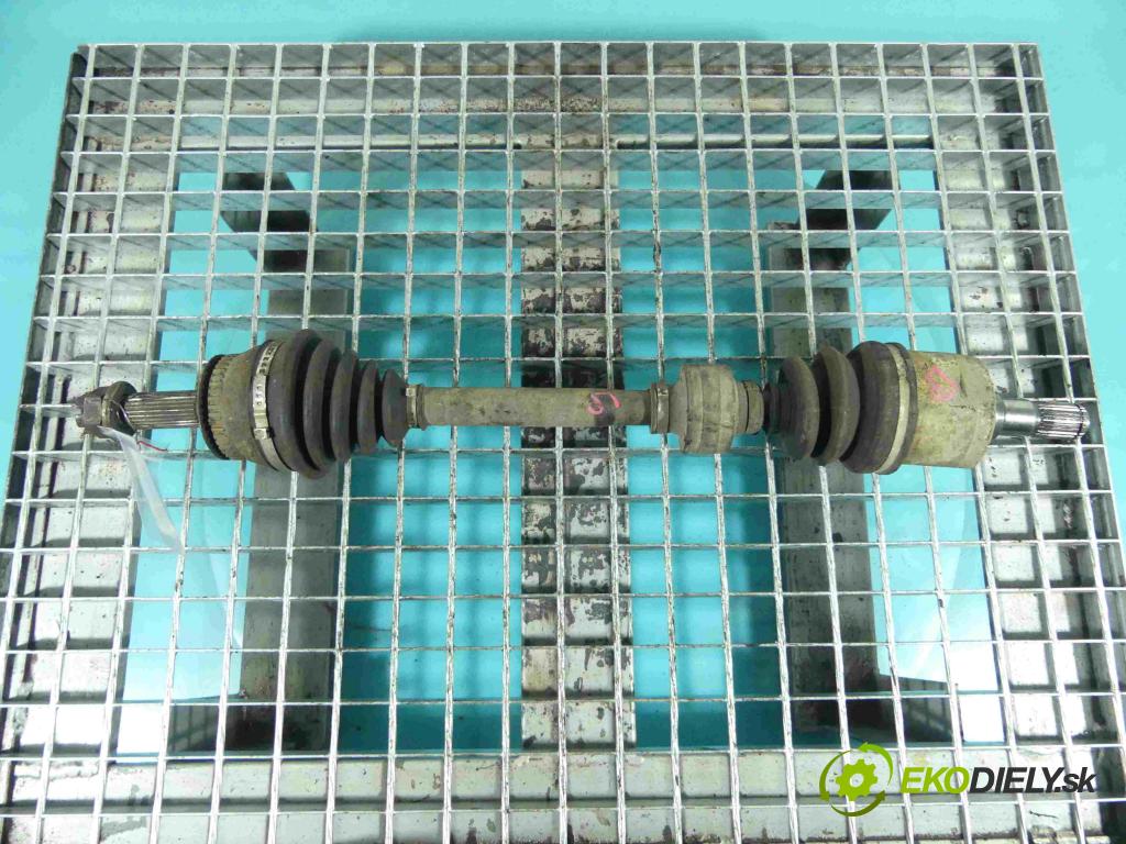 Hyundai Matrix 1.5 crdi 82 HP manual 60 kW 1493 cm3 5- poloos ľavé  (Poloosy)