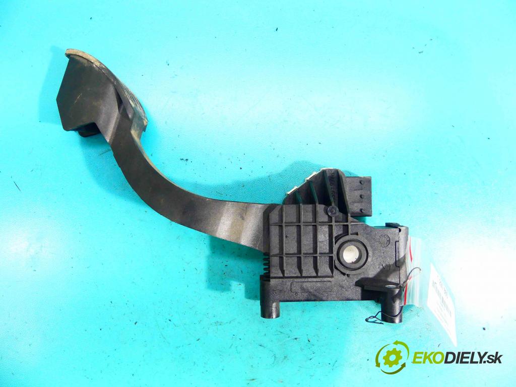 Fiat Panda III 2011- 1,3.0 jtd 75 HP manual 55 kW 1248 cm3 5- pedále 005185209000 (Pedále)