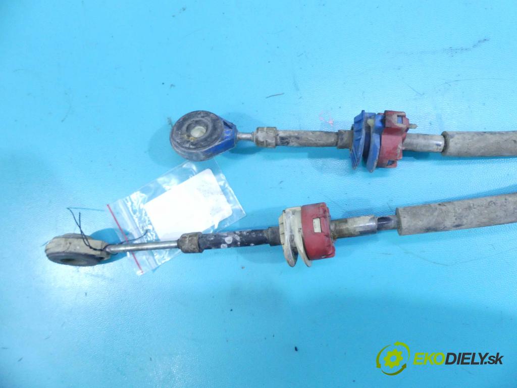 Fiat Panda III 2011- 1,3.0 jtd 75 HP manual 55 kW 1248 cm3 5- Páka: Změny: stupeň,rýchlosť (Rýchlostné páky / kulisy)