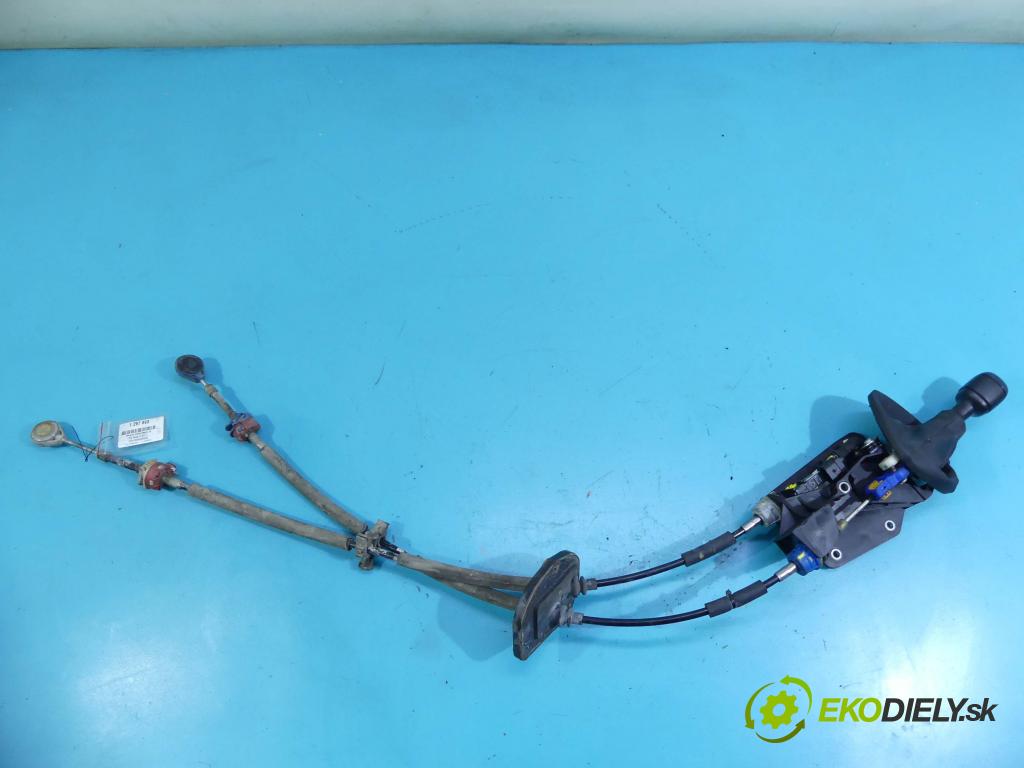 Fiat Panda III 2011- 1,3.0 jtd 75 HP manual 55 kW 1248 cm3 5- Páka: Změny: stupeň,rýchlosť  (Rýchlostné páky / kulisy)