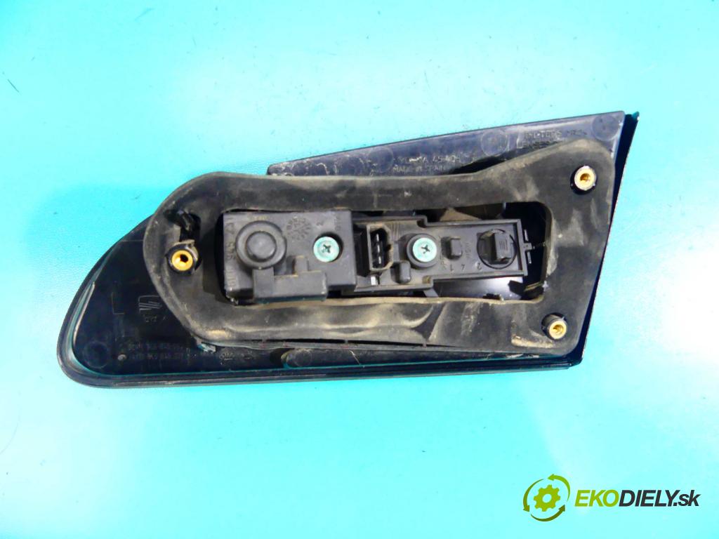 Seat Ibiza III 6L 2002-2008 1.4 tdi 75 HP manual 55 kW 1422 cm3 3- svetlo / reflektor zadné ľavé 6L6945093 (Ostatné)