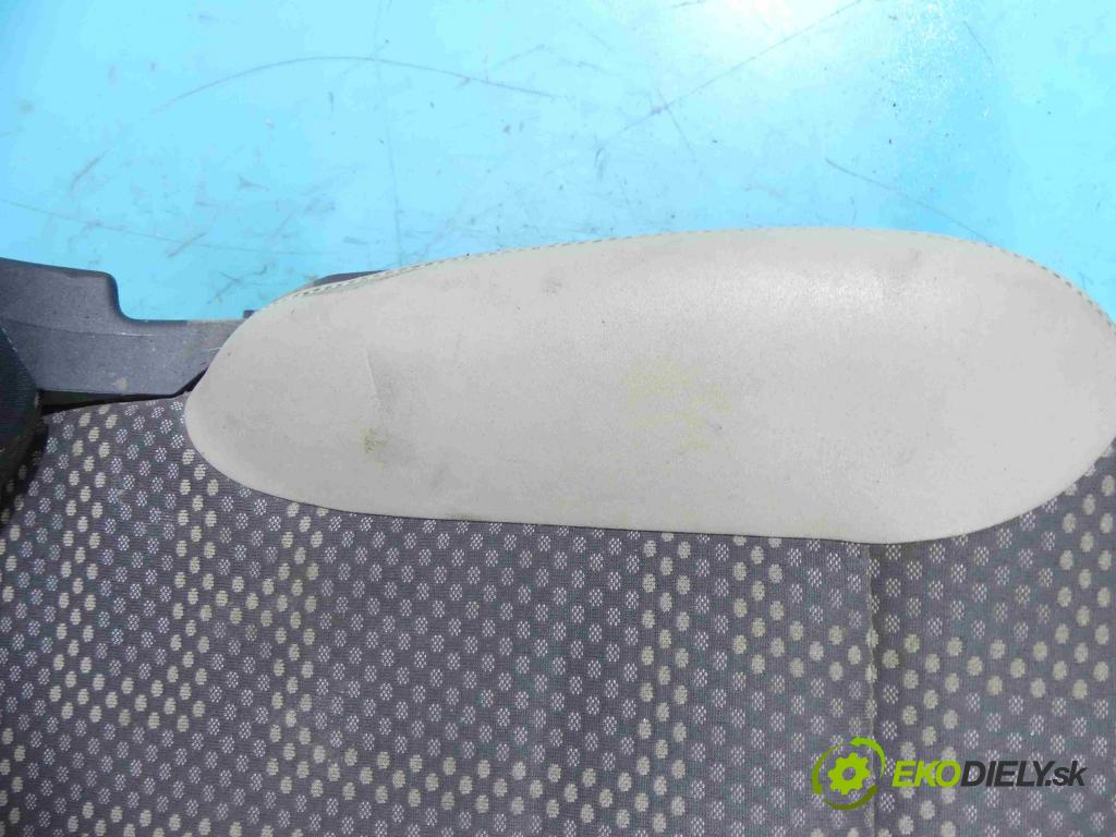 Fiat Panda III 2011- 1,3.0 jtd 75 HP manual 55 kW 1248 cm3 5- Sedačka pravý  (Sedačky, sedadlá)