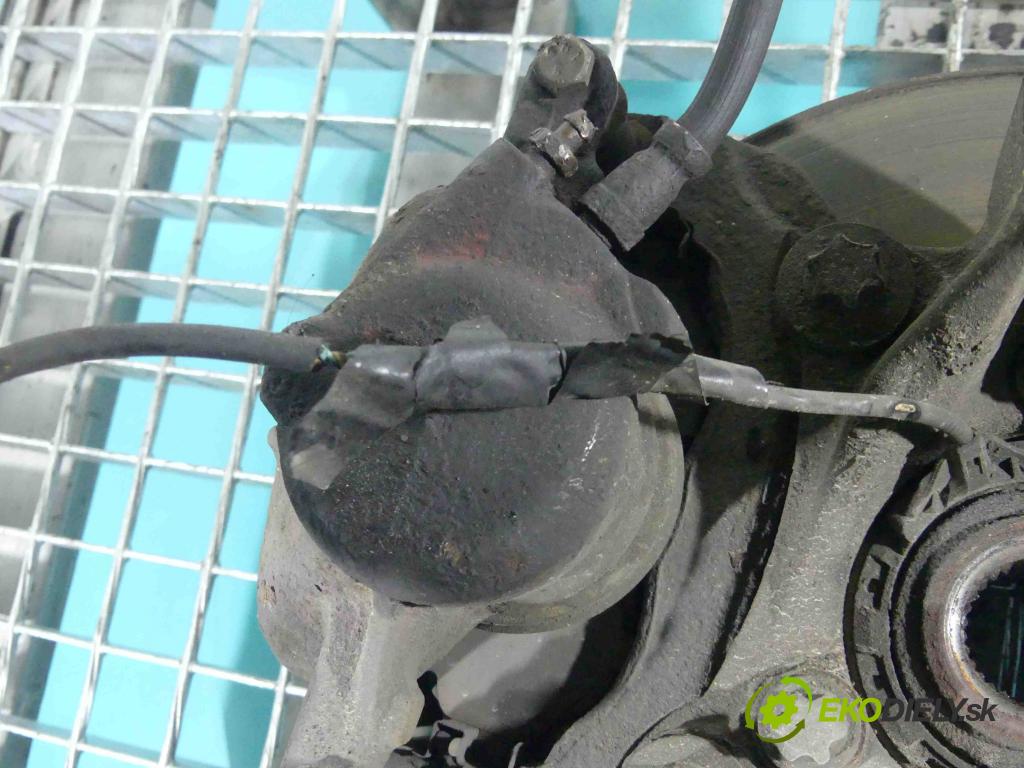 Fiat Croma II 2005-2010 1.9 jtd 150 HP manual 110 kW 1910 cm3 5- náboj pravé  (Náboje)