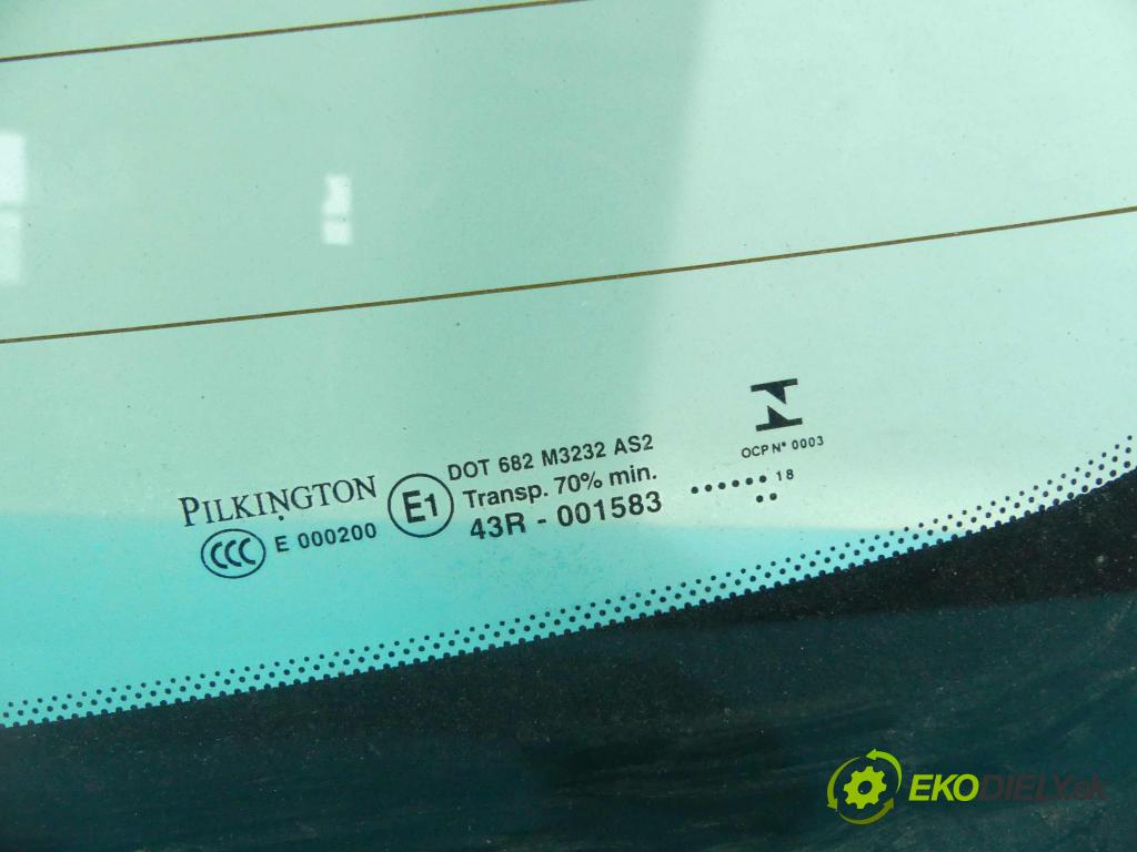 Peugeot 301 1.6 16v 116 hp manual 85 kW 1587 cm3 4- sklo zadní  (Okna zadní)