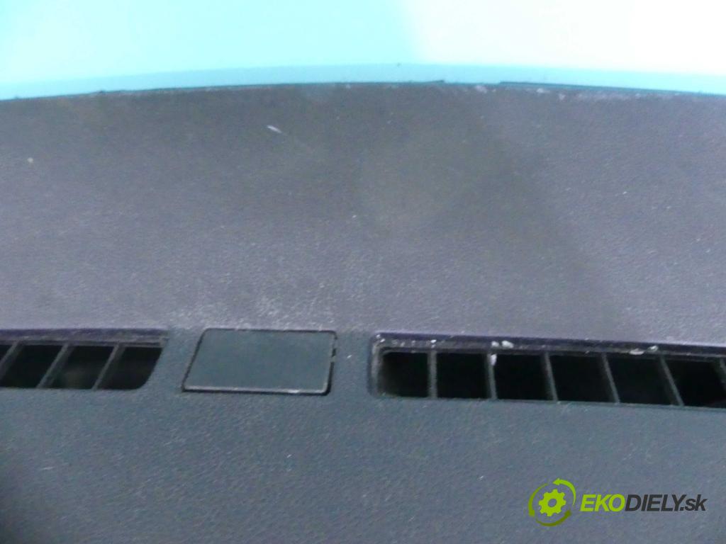 Mitsubishi ASX 2010-2016 1.8 DI-D 116 HP manual 85 kW 1798 cm3 5- kokpit,pristrojová doska rozdeľovacia