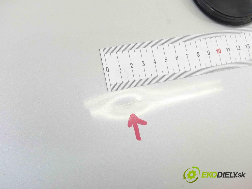 Alfa romeo 166 2.4 jtd 150 hp manual 110 kW 2387 cm3 4- zadní kufrové dveře  (Zadní kapoty)