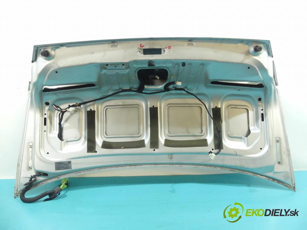 Alfa romeo 166 2.4 jtd 150 hp manual 110 kW 2387 cm3 4- zadní kufrové dveře  (Zadní kapoty)