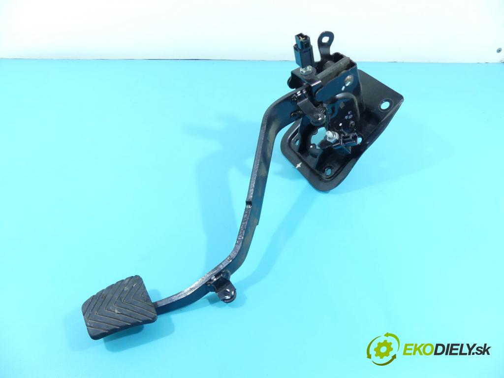 Mitsubishi ASX 2010-2016 1.8 DI-D 116 HP manual 85 kW 1798 cm3 5- pedále  (Pedále)