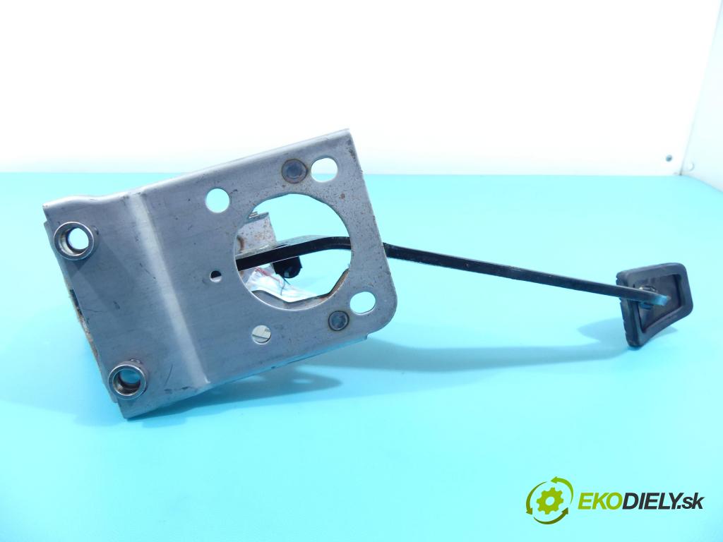 Mitsubishi ASX 2010-2016 1.8 DI-D 116 HP manual 85 kW 1798 cm3 5- pedále  (Pedále)