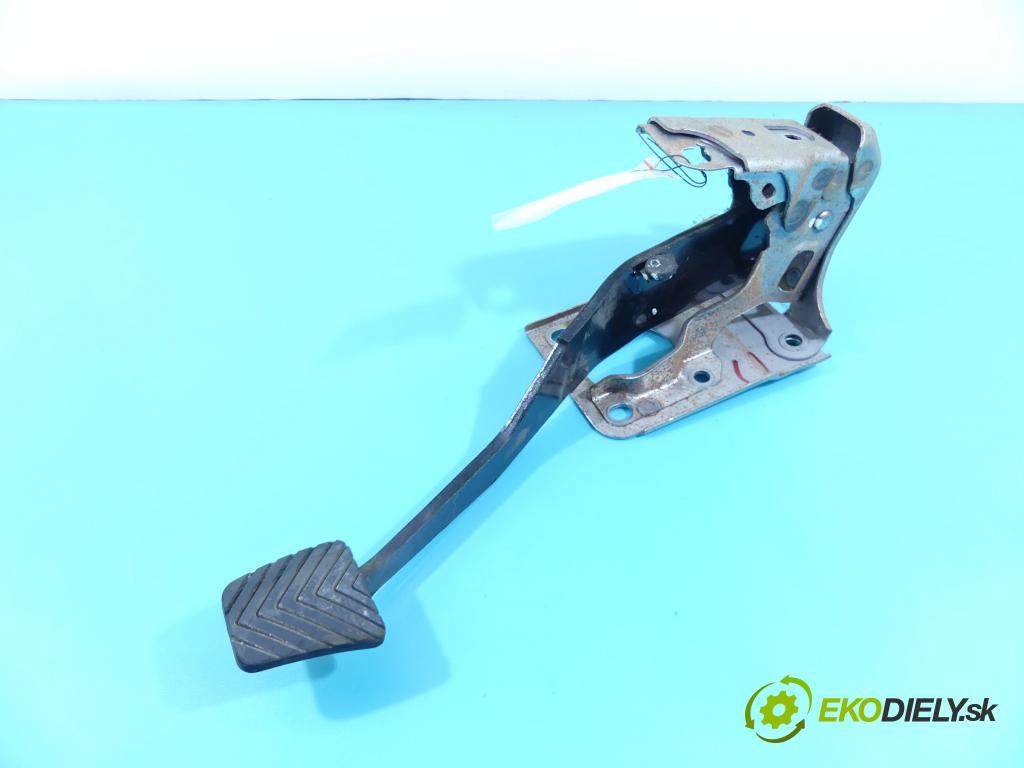 Mitsubishi ASX 2010-2016 1.8 DI-D 116 HP manual 85 kW 1798 cm3 5- pedále  (Pedále)