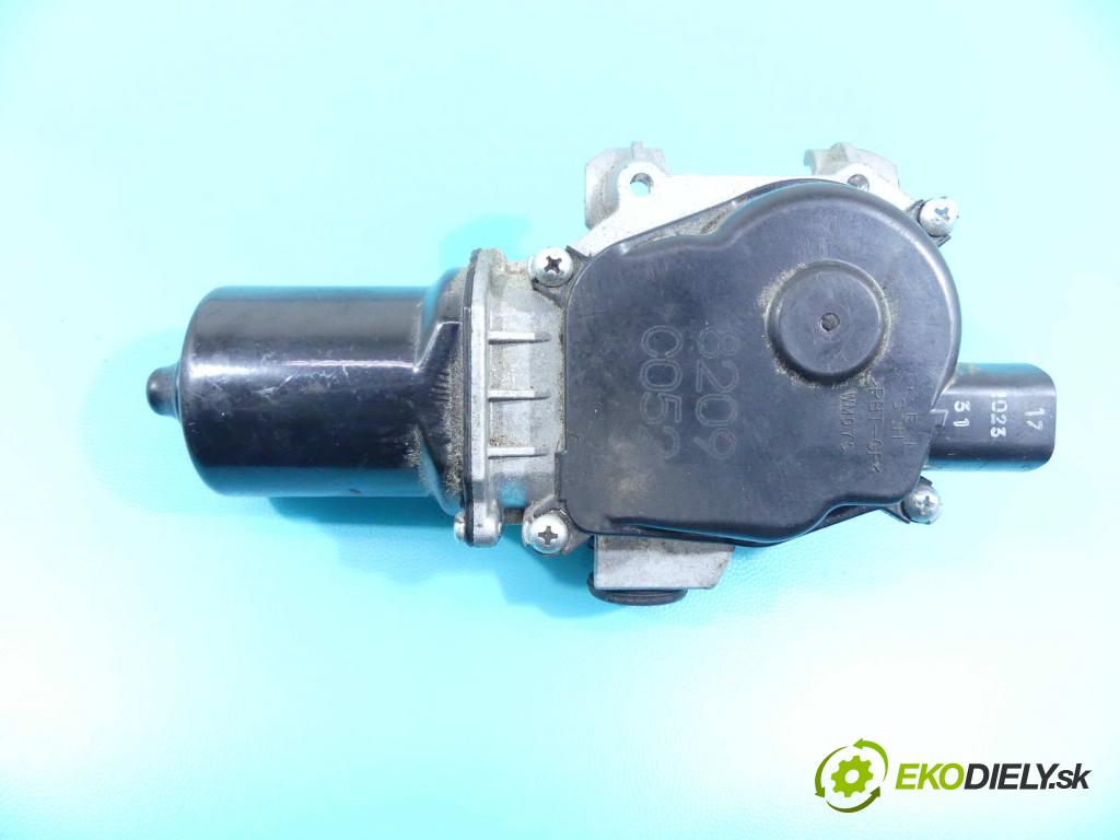 Mazda 3 III BM 2013-2018 2.0 16v 120 HP automatic 88 kW 1999 cm3 4- motor stieračov predné 8209C052