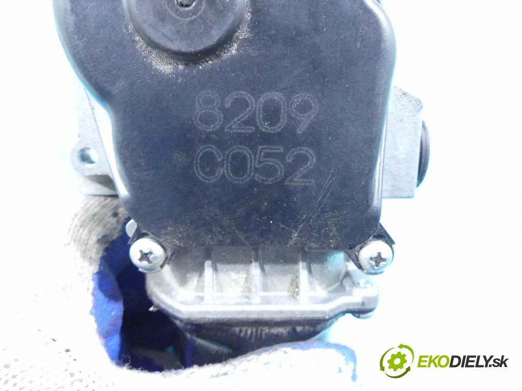 Mazda 3 III BM 2013-2018 2.0 16v 120 HP automatic 88 kW 1999 cm3 4- motor stieračov predné 8209C052