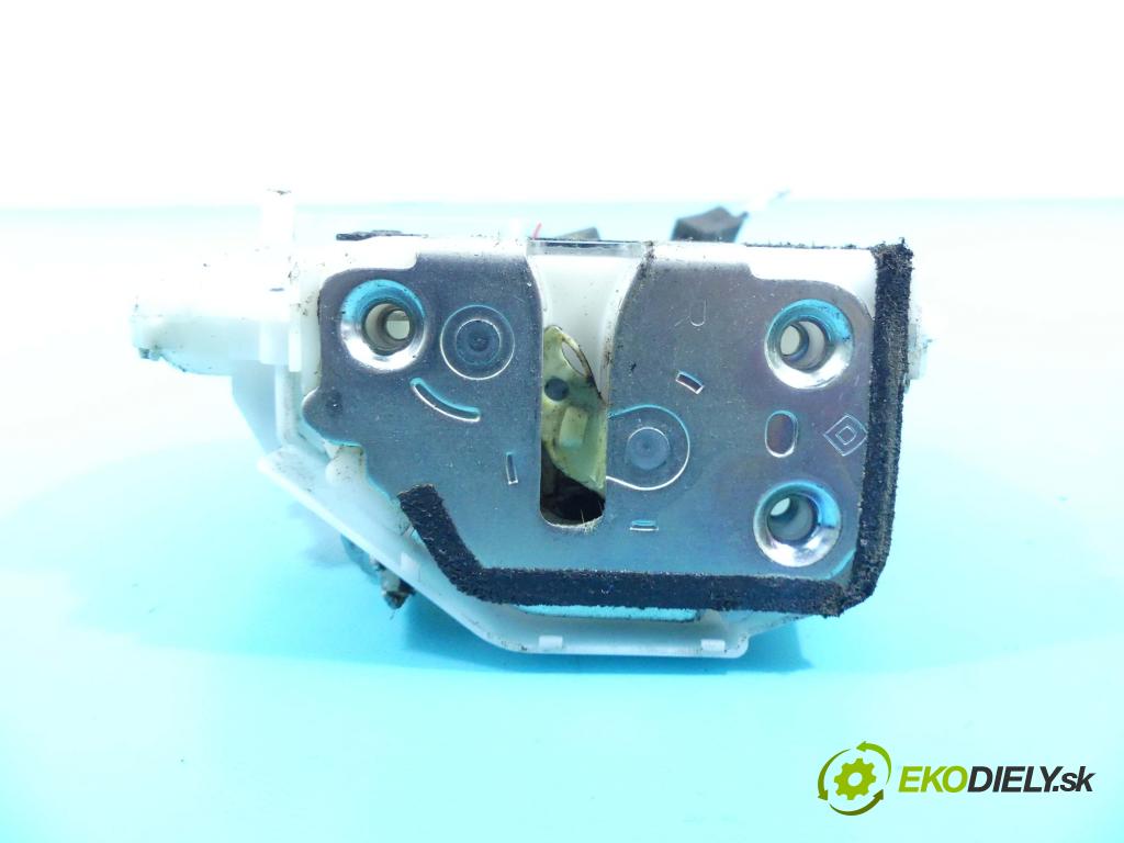 Honda CR-V III 2006-2011 2.2 i-DTEC 150 hp manual 110 kW 2199 cm3 5- zámek zadní pravý 72611-SWA-G1-RH-RR