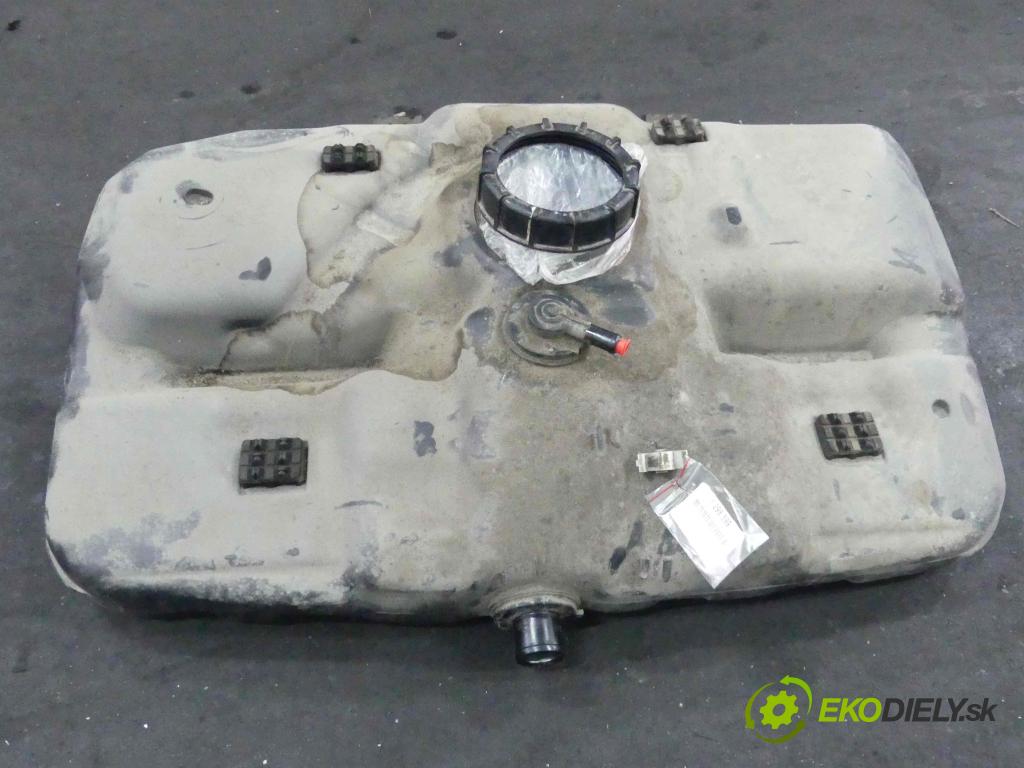 Honda Jazz III 2008-2014 1.2 16v 90 hp manual 66 kW 1198 cm3 5- Nádrž: paliva  (Nádrže)