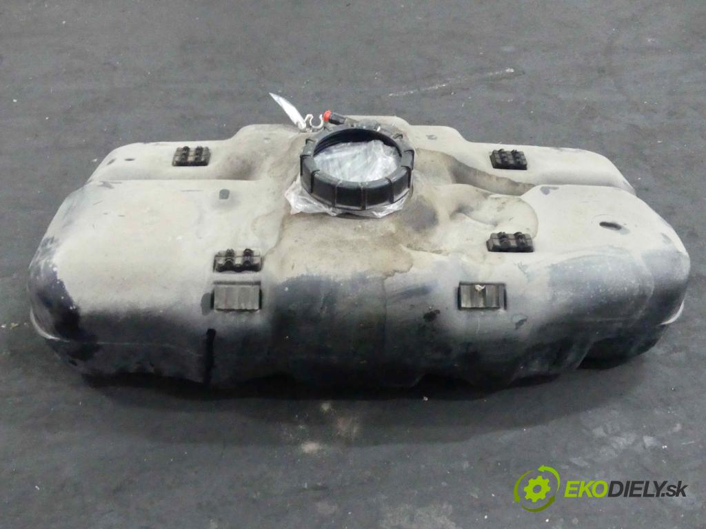 Honda Jazz III 2008-2014 1.2 16v 90 hp manual 66 kW 1198 cm3 5- Nádrž: paliva  (Nádrže)