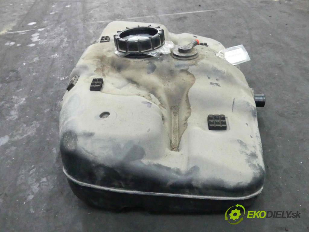 Honda Jazz III 2008-2014 1.2 16v 90 hp manual 66 kW 1198 cm3 5- Nádrž: paliva  (Nádrže)