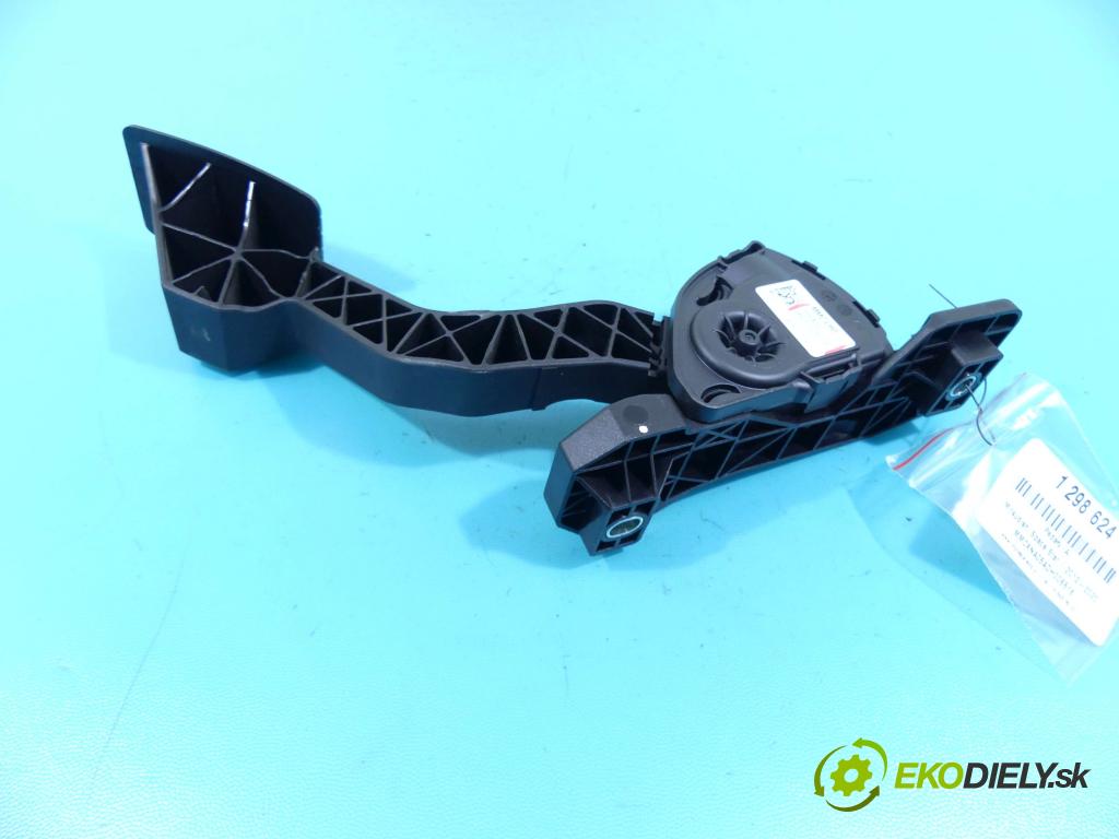 Mitsubishi Space Star II 2012-2020 1.0 71 HP manual 52 kW 999 cm3 5- pedále 6PV312028-03 (Pedále)