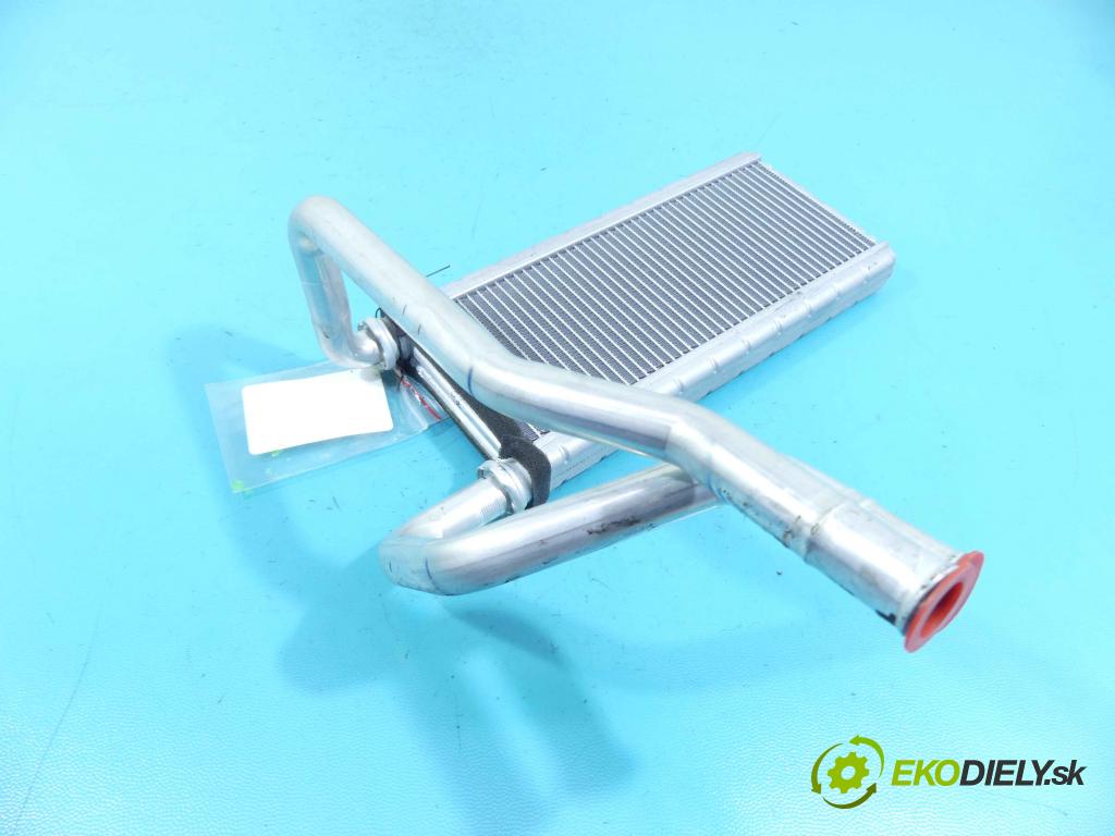 Mitsubishi Space Star II 2012-2020 1.0 71 hp manual 52 kW 999 cm3 5- radiátor  (Radiátory topení)