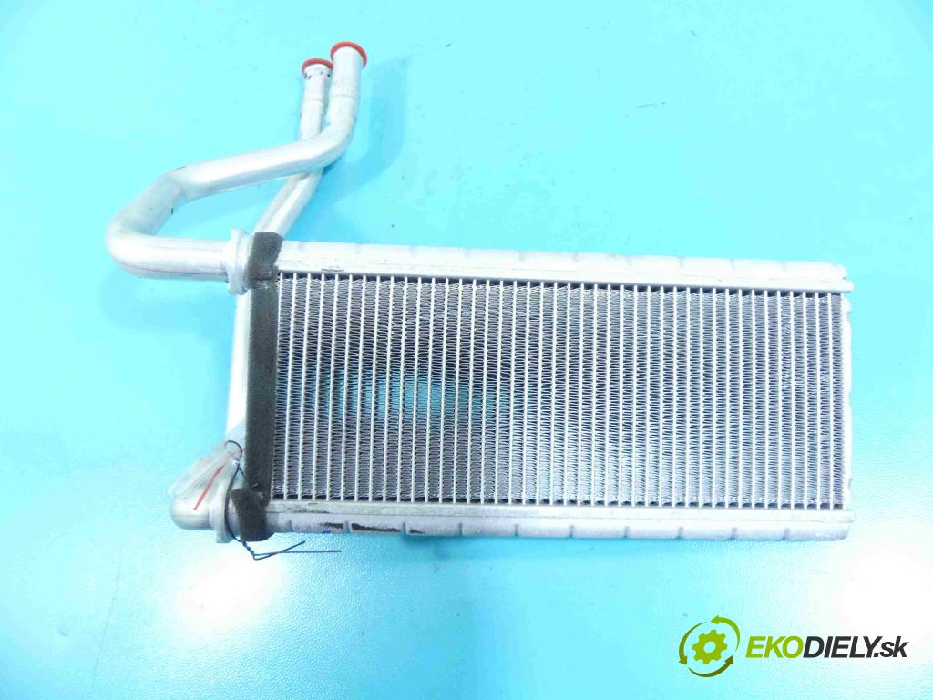 Mitsubishi Space Star II 2012-2020 1.0 71 hp manual 52 kW 999 cm3 5- radiátor  (Radiátory topení)