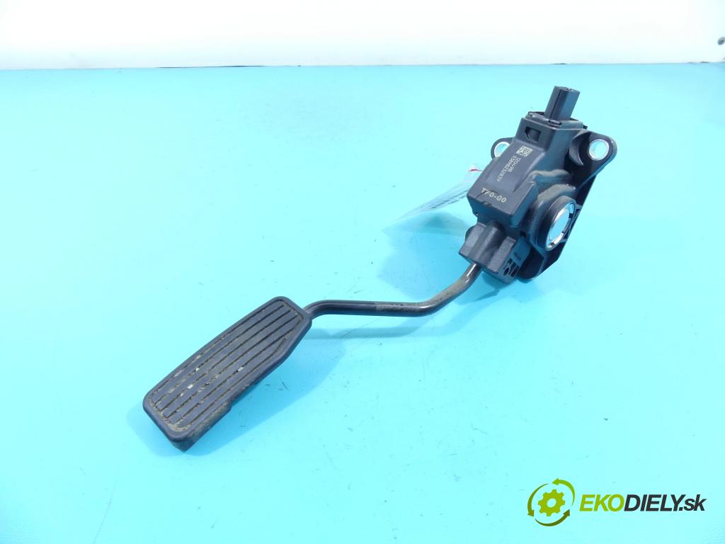 Honda Jazz III 2008-2014 1.2 16v 90 HP manual 66 kW 1198 cm3 5- pedále 03898232839 (Pedále)