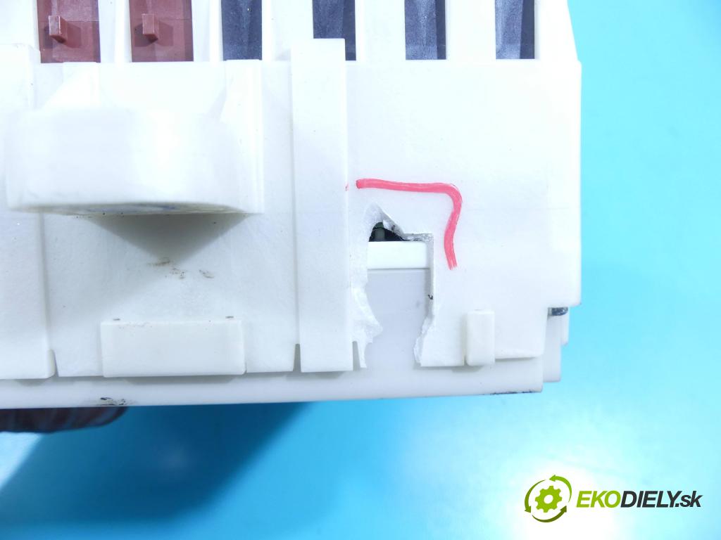 Honda Jazz III 2008-2014 1.2 16v 90 hp manual 66 kW 1198 cm3 5- skříňka pojistková TF0-G1312B20 (Pojistkové skříňky)