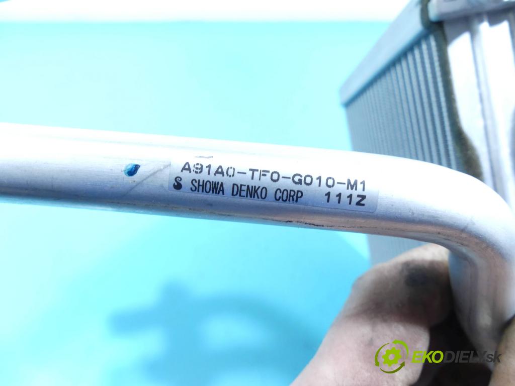 Honda Jazz III 2008-2014 1.2 16v 90 hp manual 66 kW 1198 cm3 5- radiátor A91A0-TF0-G010-M1 (Radiátory topení)