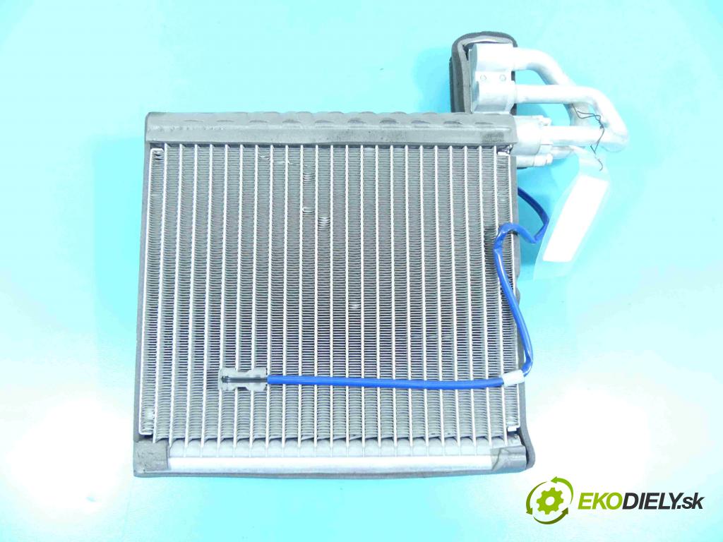 Honda Jazz III 2008-2014 1.2 16v 90 hp manual 66 kW 1198 cm3 5- radiátor A0210-TF0-G022-M1 (Radiátory topení)