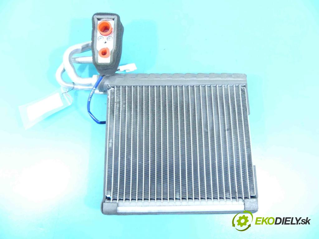 Honda Jazz III 2008-2014 1.2 16v 90 hp manual 66 kW 1198 cm3 5- radiátor A0210-TF0-G022-M1 (Radiátory topení)