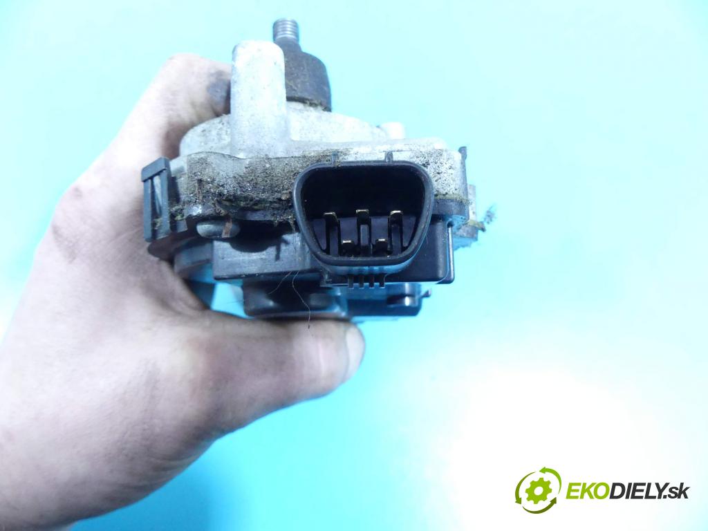 Honda Jazz III 2008-2014 1.2 16v 90 HP manual 66 kW 1198 cm3 5- motor stieračov predné 76505TF0G01