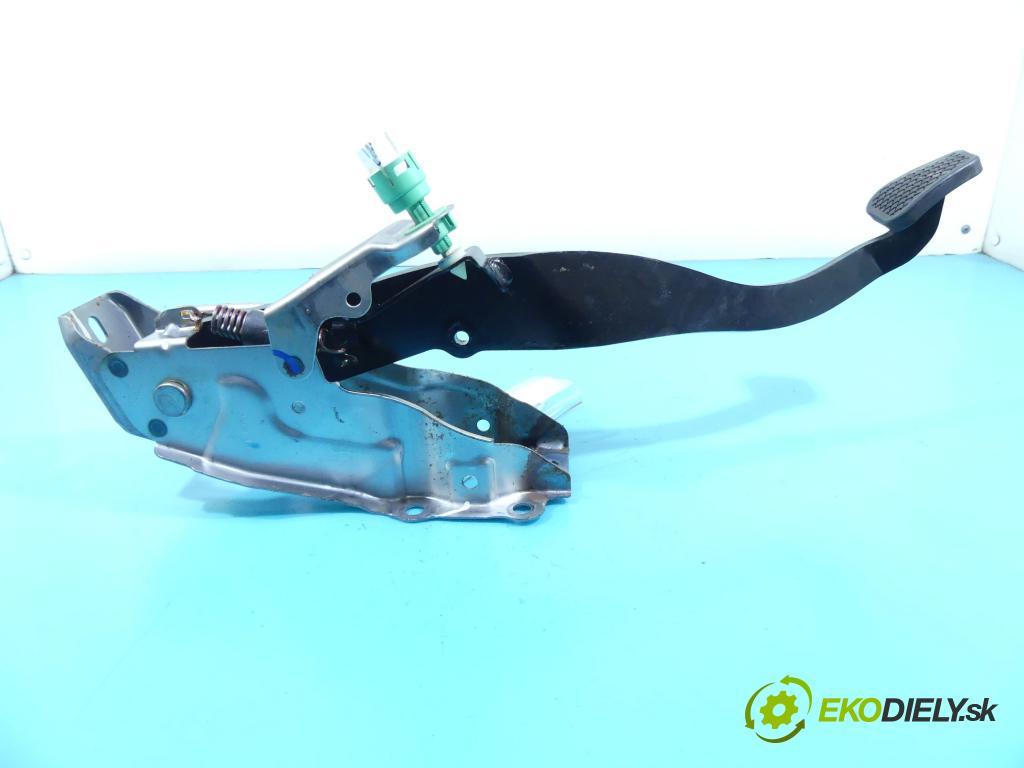 Honda Jazz III 2008-2014 1.2 16v 90 HP manual 66 kW 1198 cm3 5- pedále  (Pedále)