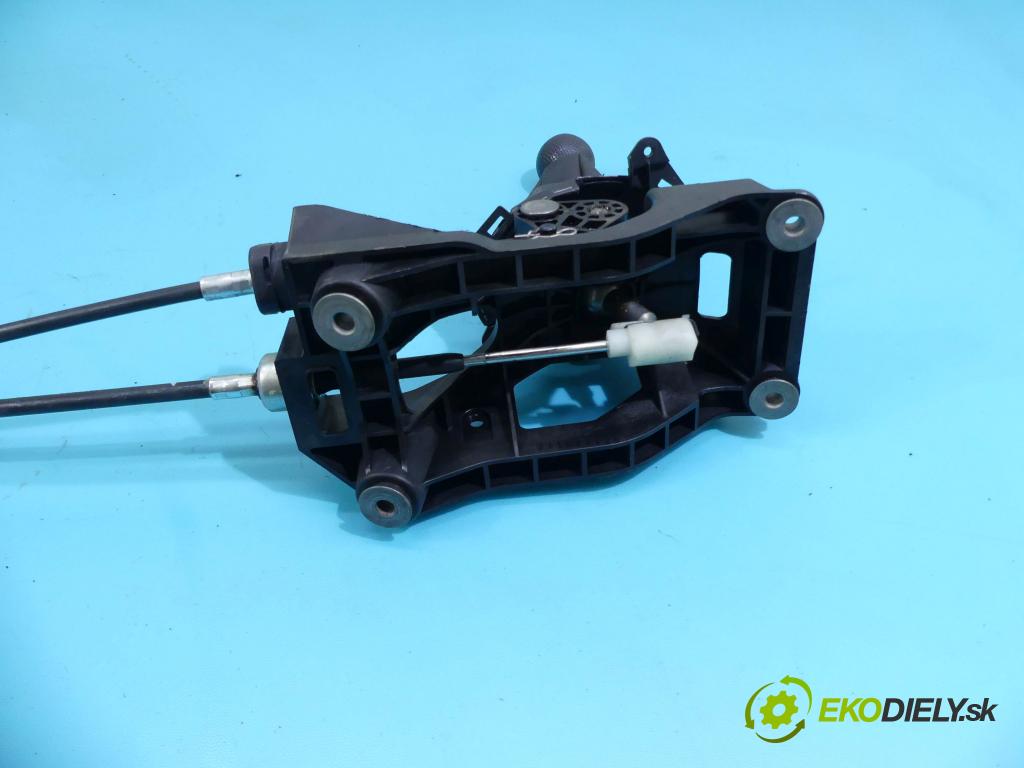 Honda Jazz III 2008-2014 1.2 16v 90 HP manual 66 kW 1198 cm3 5- Páka: Změny: stupeň,rýchlosť  (Rýchlostné páky / kulisy)