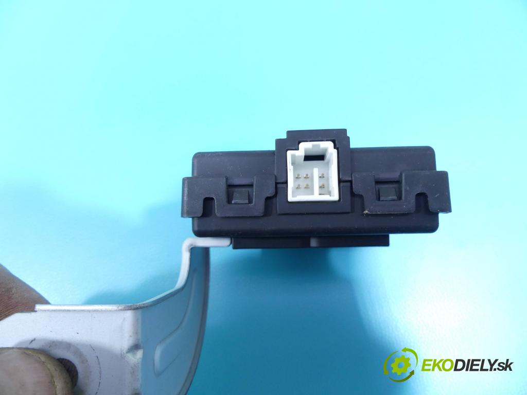 Hyundai i20 II 2014 -2020 1.2 16v 84KM manual 61,8 kW 1248 cm3 5- Jednotka riadiaca 0261S10773