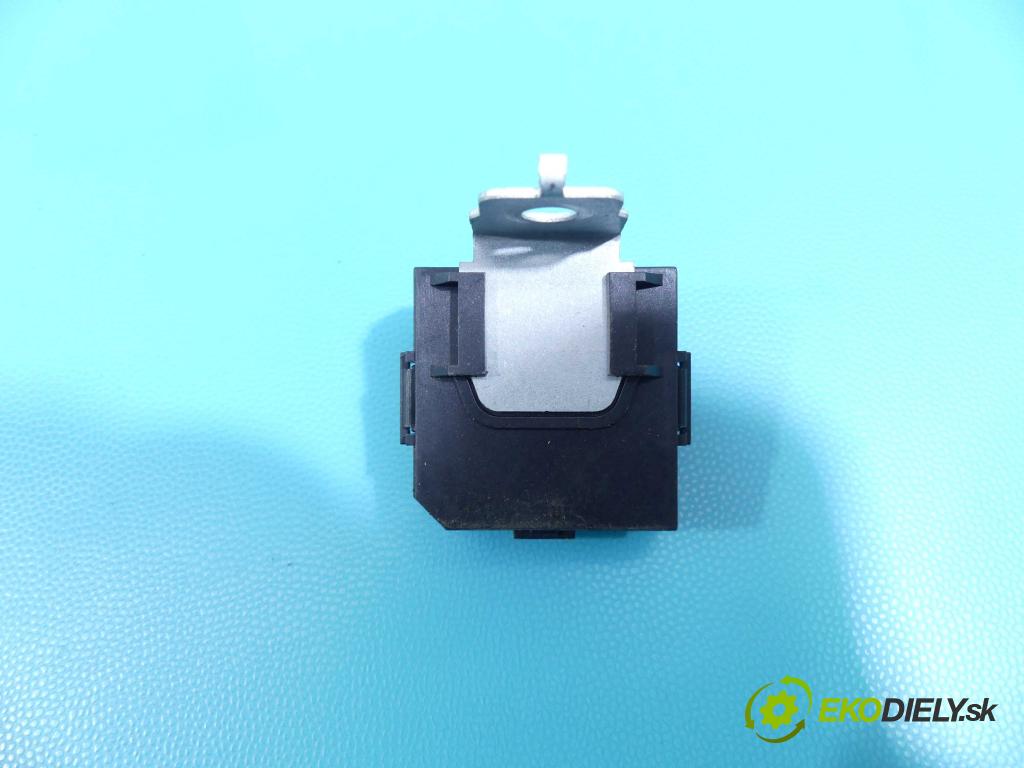 Hyundai i20 II 2014 -2020 1.2 16v 84KM manual 61,8 kW 1248 cm3 5- Jednotka riadiaca 0261S10773