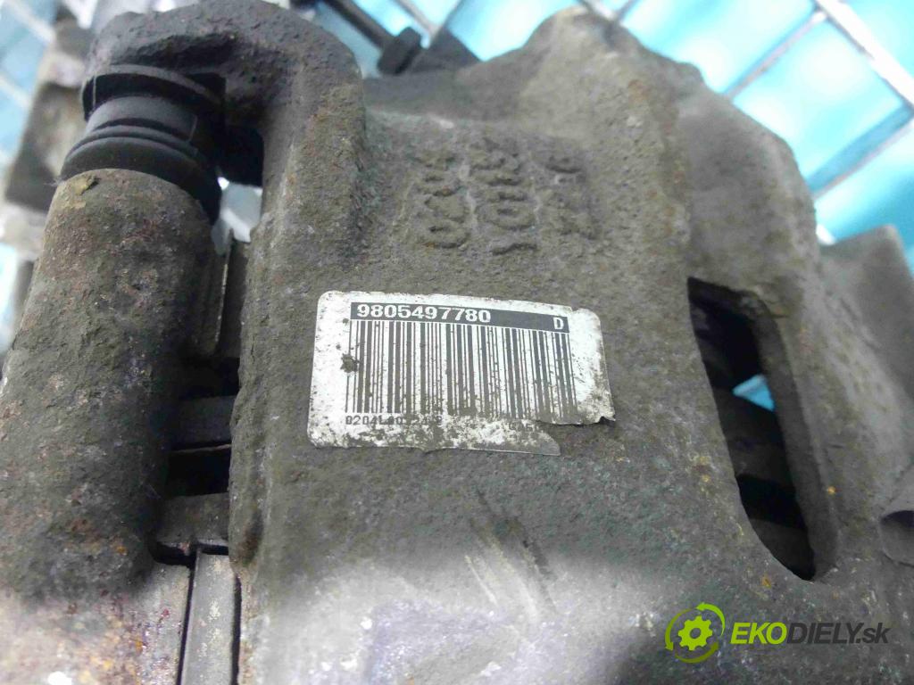 Peugeot 301 1.6 16v 116 HP manual 85 kW 1587 cm3 4- brzdič predné pravý (Ostatné)