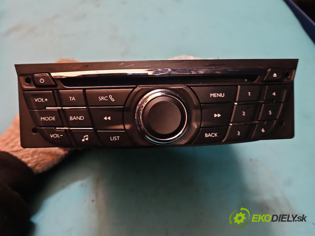 Peugeot 301 1.6 16v 116 HP manual 85 kW 1587 cm3 4- Radio originál 98134281ZD
