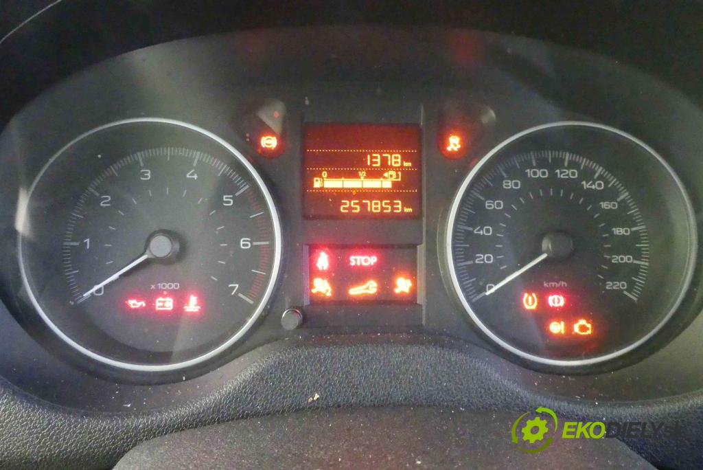 Peugeot 301 1.6 16v 116 HP manual 85 kW 1587 cm3 4- prístrojovka/ budíky 9824321980 (Prístrojové dosky, displeje)