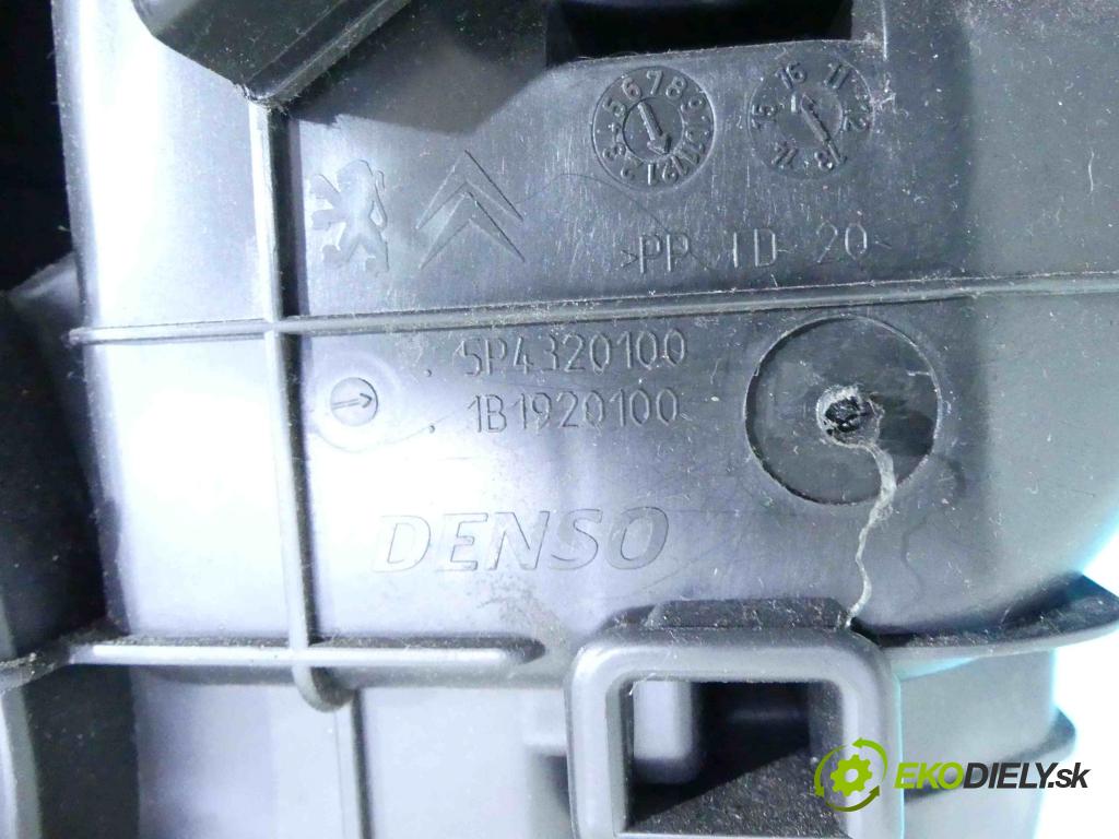 Peugeot 301 1.6 16v 116 HP manual 85 kW 1587 cm3 4- radiator 5P4320100 (Radiátory kúrenia)