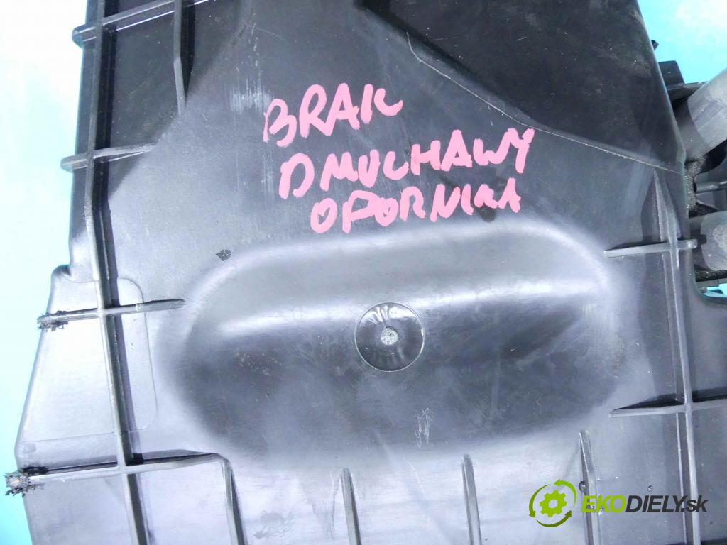 Volvo XC60 I 2008-2017 2.4d 181KM automatic 133 kW 2400 cm3 5- radiátor Z5890002 (Radiátory topení)